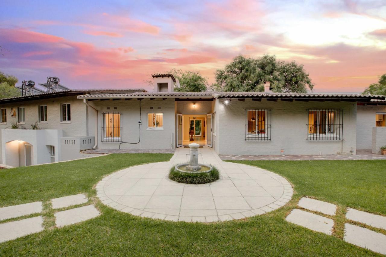 יוהנסבורג Amberhall Guesthouse מראה חיצוני תמונה