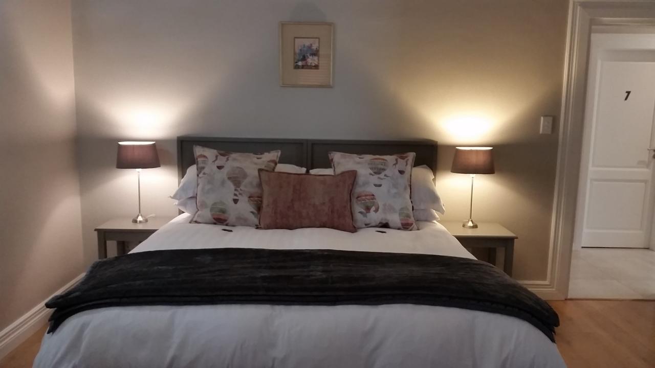 יוהנסבורג Amberhall Guesthouse מראה חיצוני תמונה